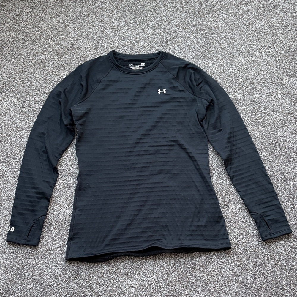Under Armour Women's Black Long Sleeve base layer